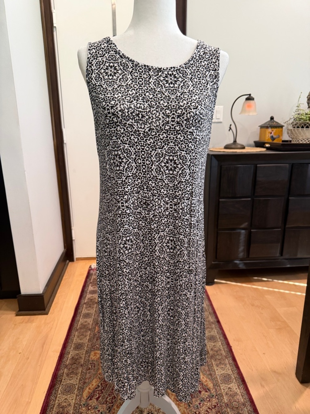 croft & barrow Black and White Patterned Sleeveless Midi Dress